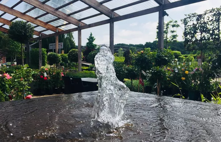 Verkaufsgarten in Eitorf / Bohlscheid mit Brunnen